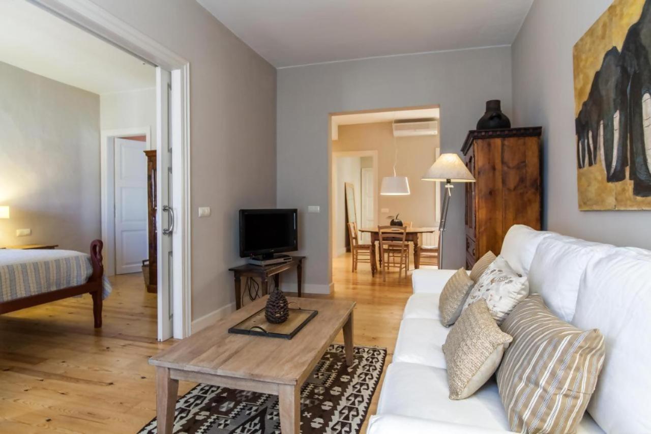 Bed and Breakfast Lhort De Sant Cebria Torroella de Fluvia Экстерьер фото