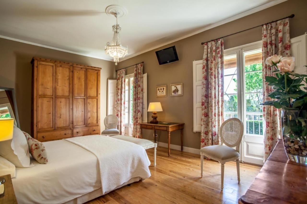 Bed and Breakfast Lhort De Sant Cebria Torroella de Fluvia Экстерьер фото