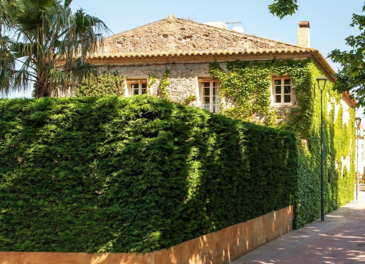 Bed and Breakfast Lhort De Sant Cebria Torroella de Fluvia Экстерьер фото